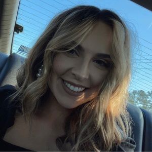 Meet your Posher, Jessica